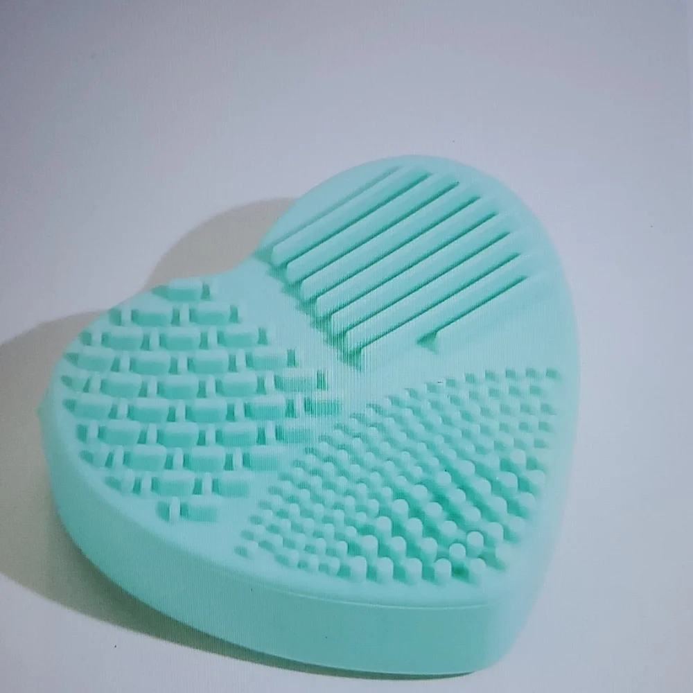 New Head Shaped Makeup Brush Cleaning Tool- - Picture 2 of 3